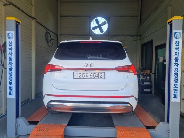 Hyundai Santafe 2021 — inspection photo 2