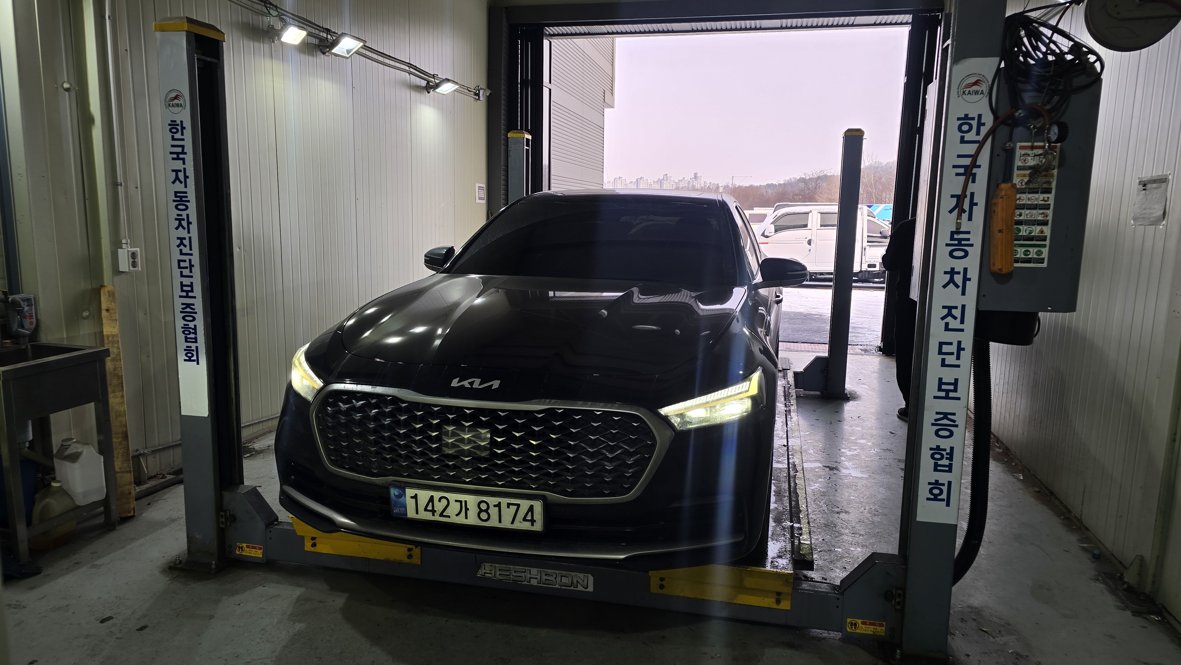 Kia K9 2023 — inspection photo 1
