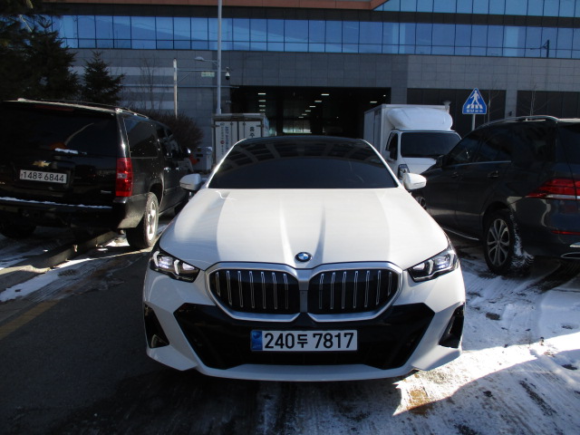 BMW 5-Series 2024 — inspection photo 1