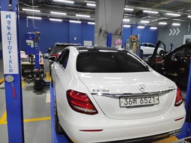 Mercedes-Benz E-Class 2017 — inspection photo 2