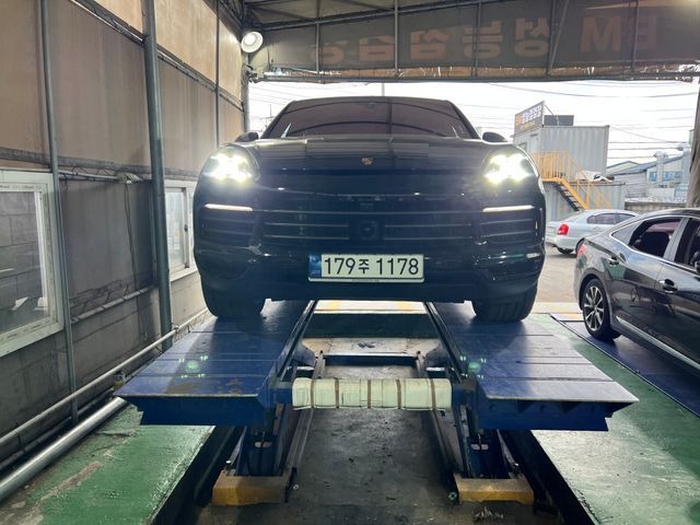 Porsche Cayenne 2022 — inspection photo 1