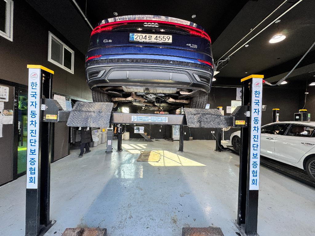 Audi Q8 2021 — inspection photo 2