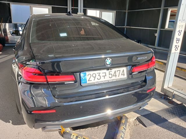 BMW 5-Series 2023 — inspection photo 2