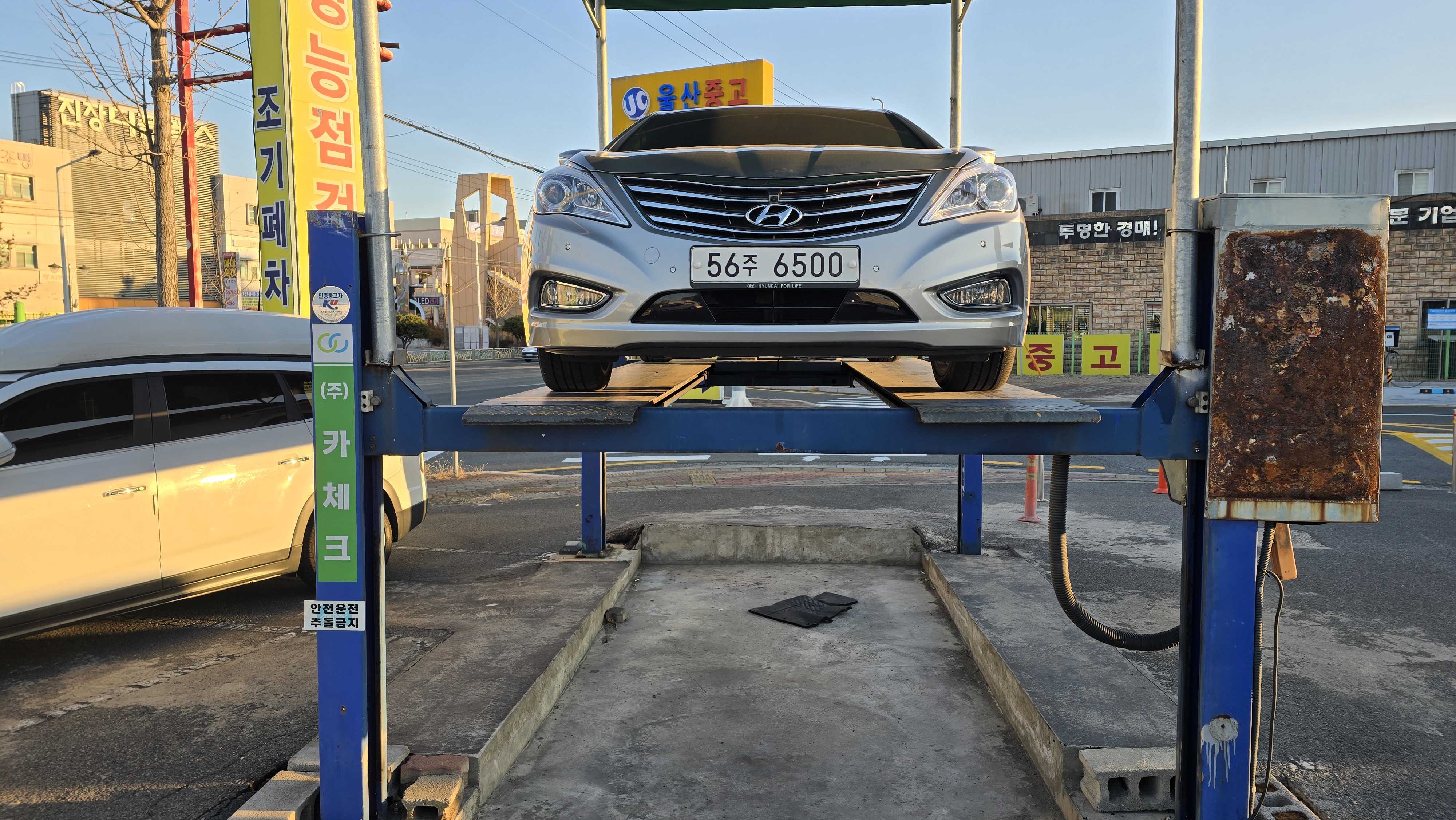 Hyundai Grandeur 2012 — inspection photo 1