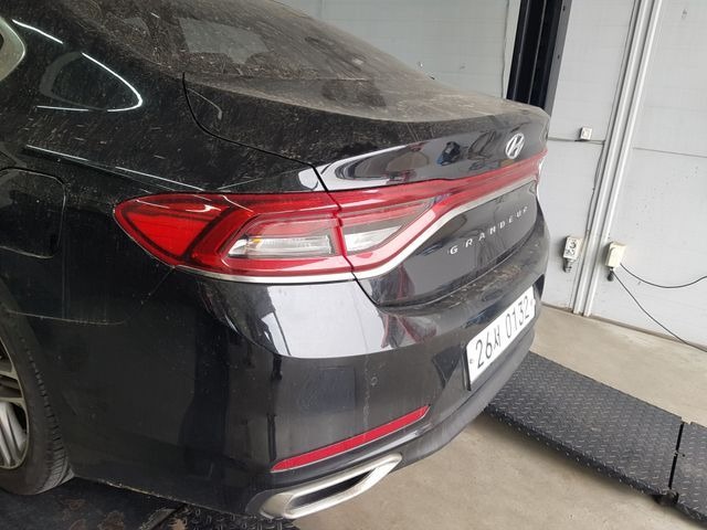 Hyundai Grandeur 2017 — inspection photo 2
