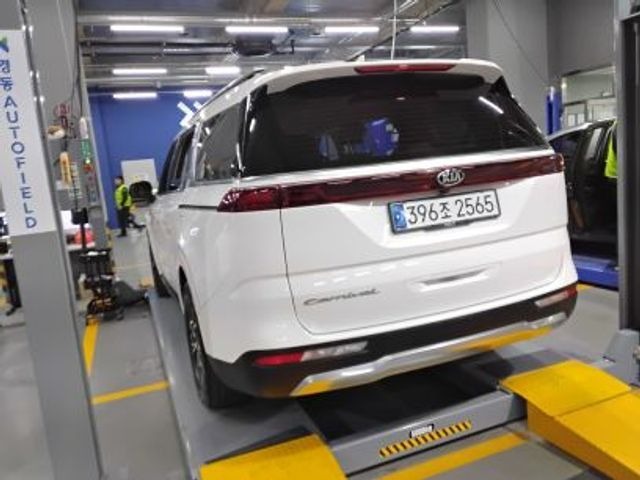 Kia Canival 2021 — inspection photo 2