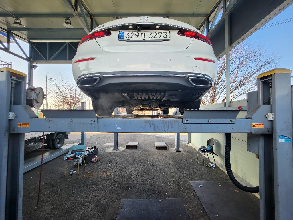 Mercedes-Benz E-Class 2021 — inspection photo 2