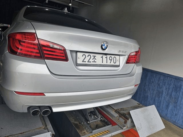 BMW 5-Series 2010 — inspection photo 2