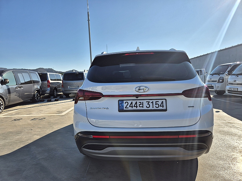 Hyundai Santafe 2023 — inspection photo 2
