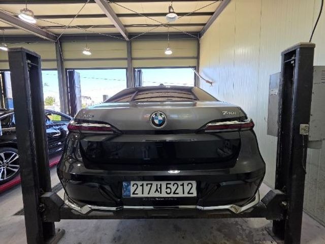 BMW 7-Series 2024 — inspection photo 2
