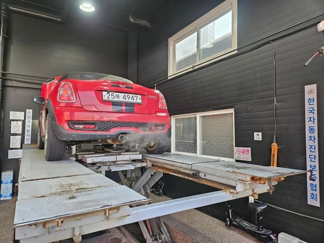 Mini Roadster 2015 — inspection photo 2