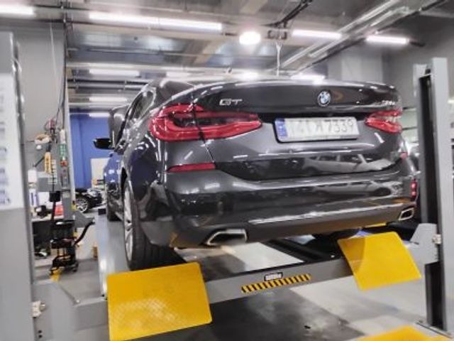 BMW Gran Turismo 2023 — inspection photo 2