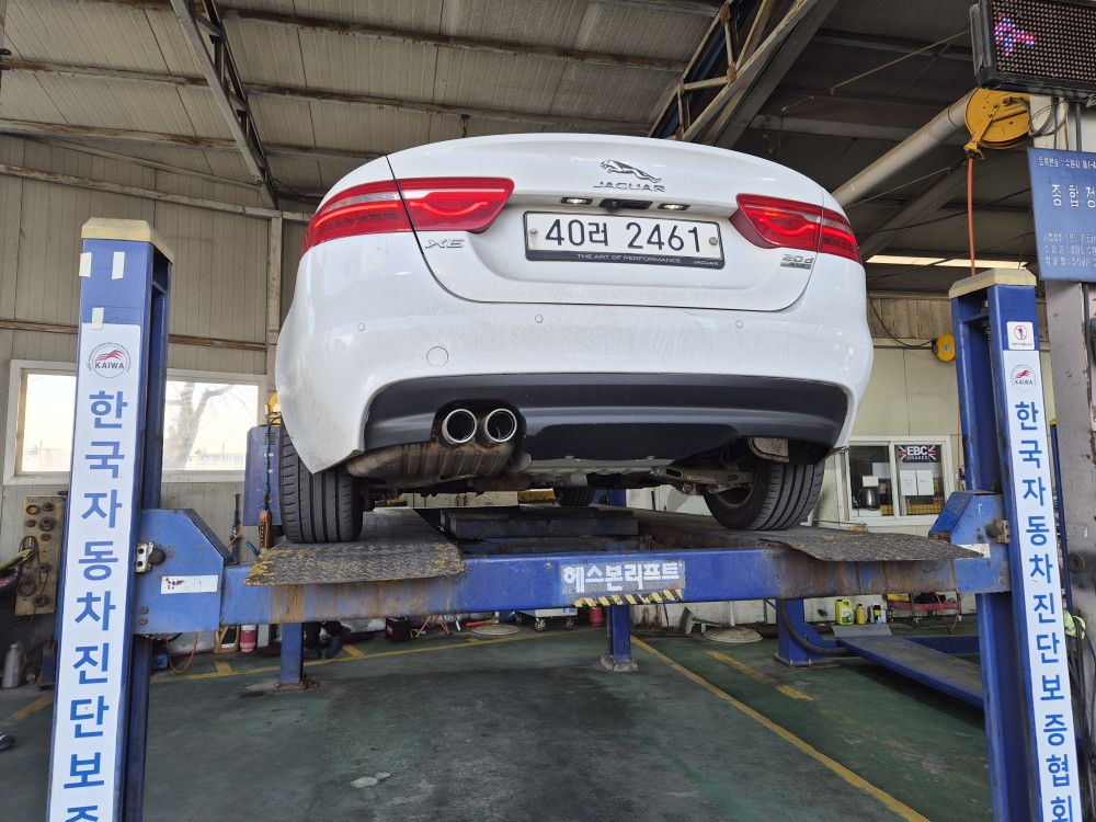 Jaguar XE 2017 — inspection photo 2