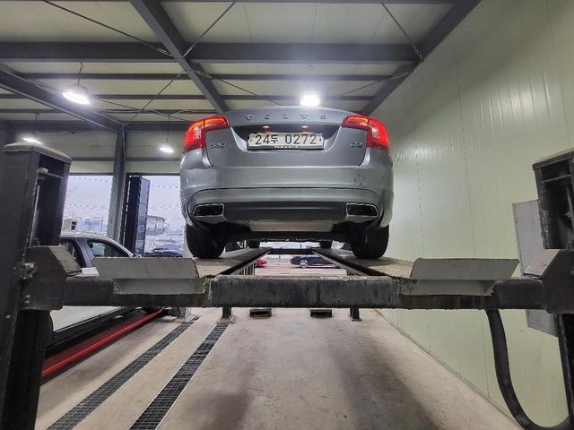 Volvo S60 2016 — inspection photo 2