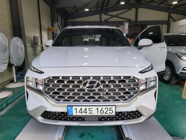 Hyundai Santafe 2022 — inspection photo 1
