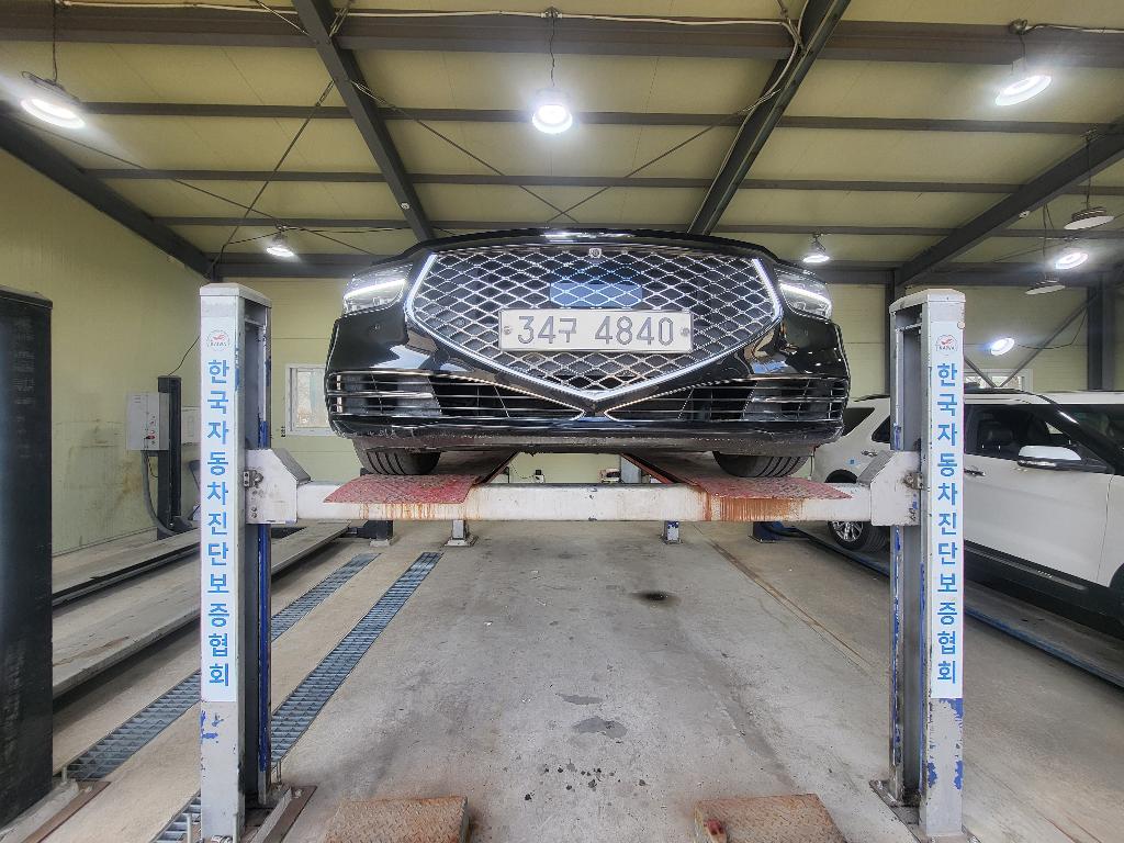 Genesis G90 2019 — inspection photo 1