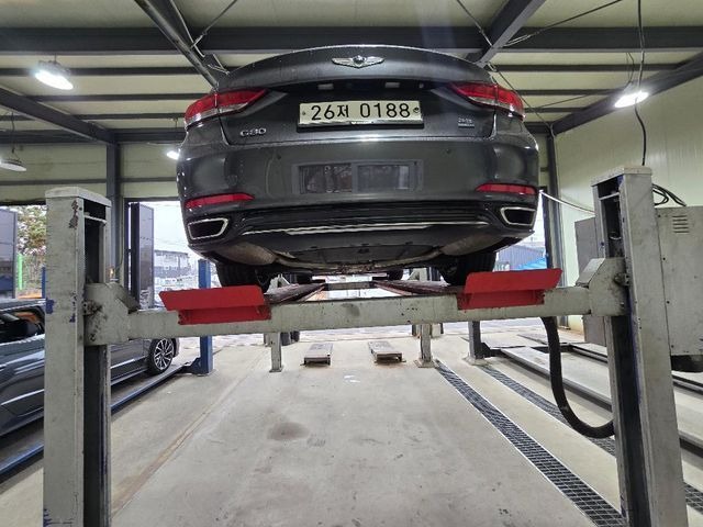 Genesis G80 2017 — inspection photo 2