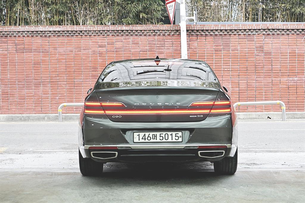 Genesis G90 2020 — inspection photo 2