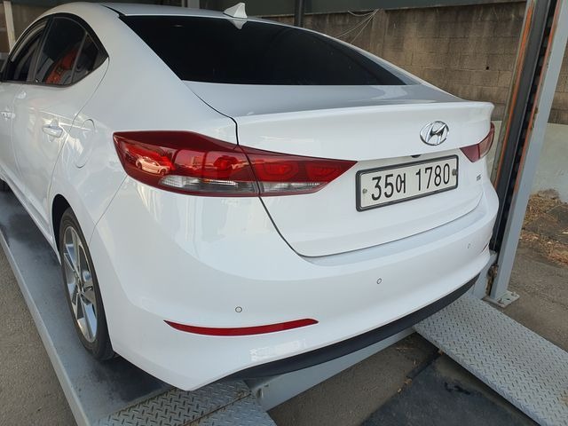 Hyundai AVANTE 2018 — inspection photo 2