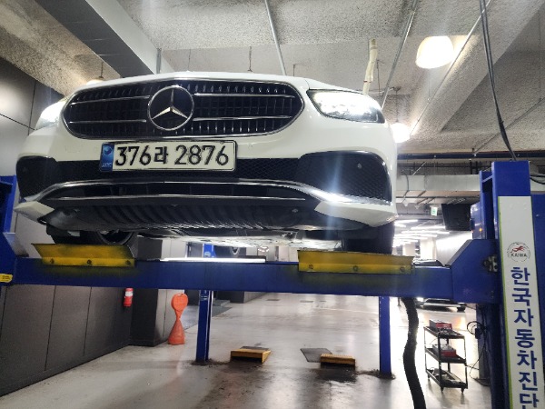 Mercedes-Benz E-Class 2021 — inspection photo 1