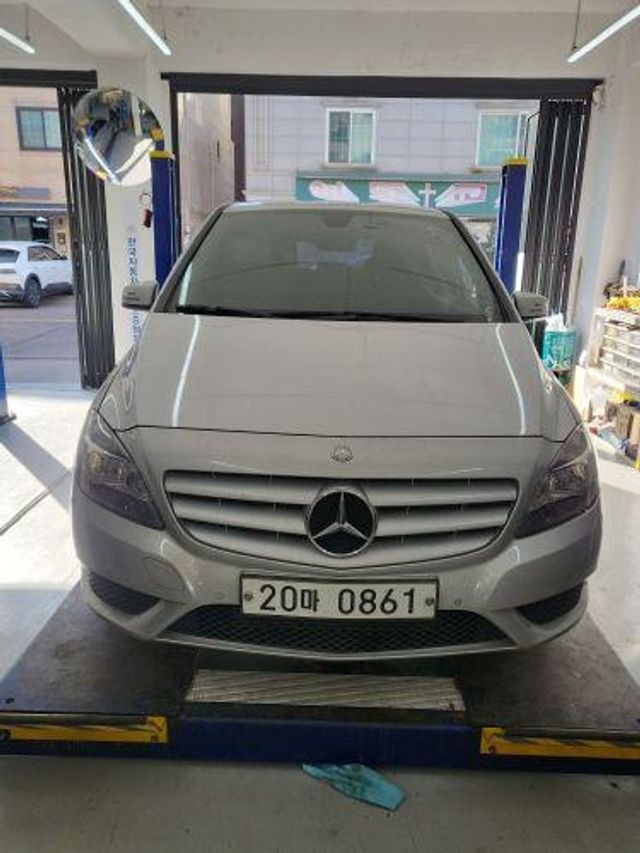 Mercedes-Benz B-Class 2013 — inspection photo 1