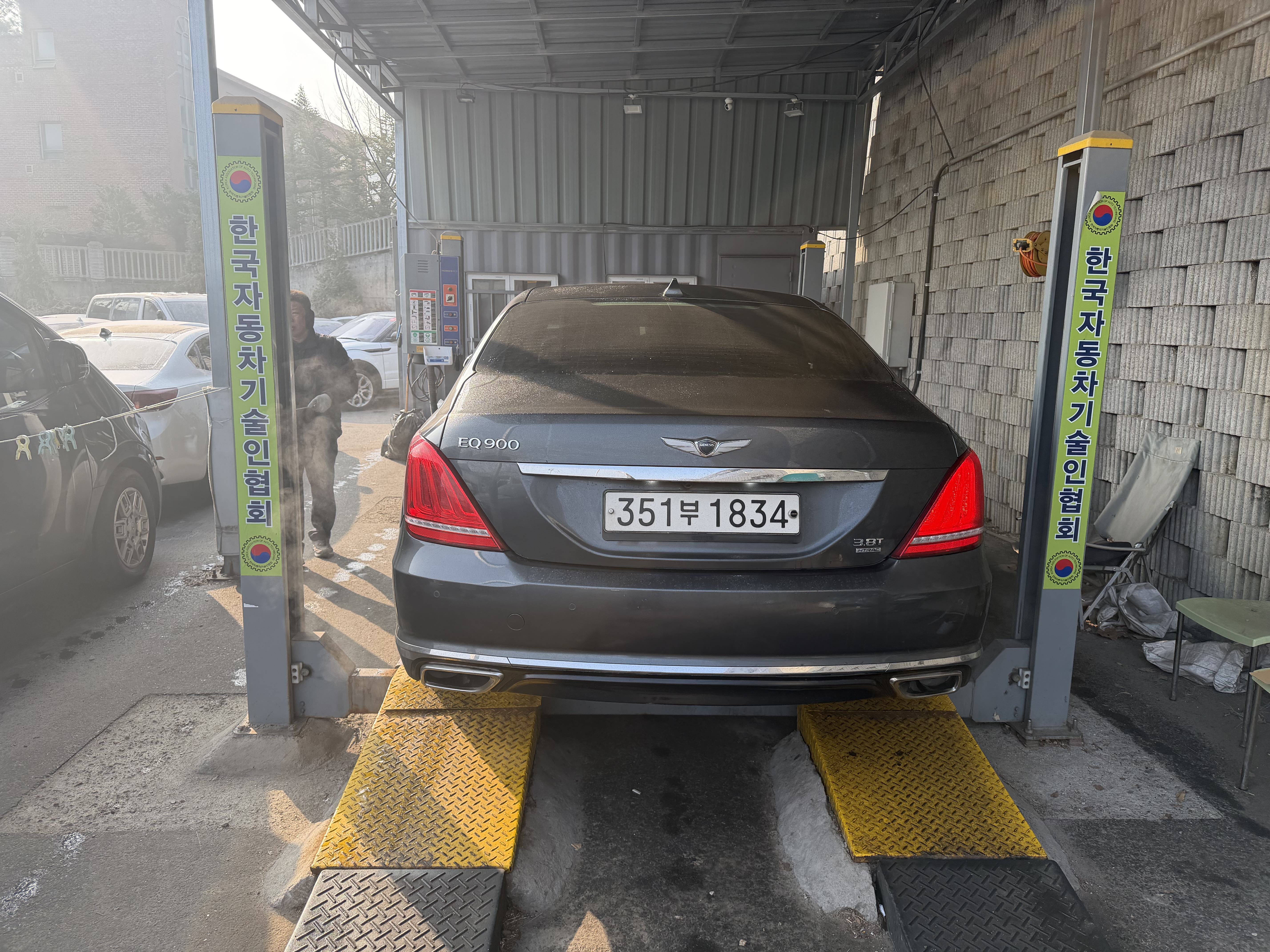 Genesis EQ900 2018 — inspection photo 2
