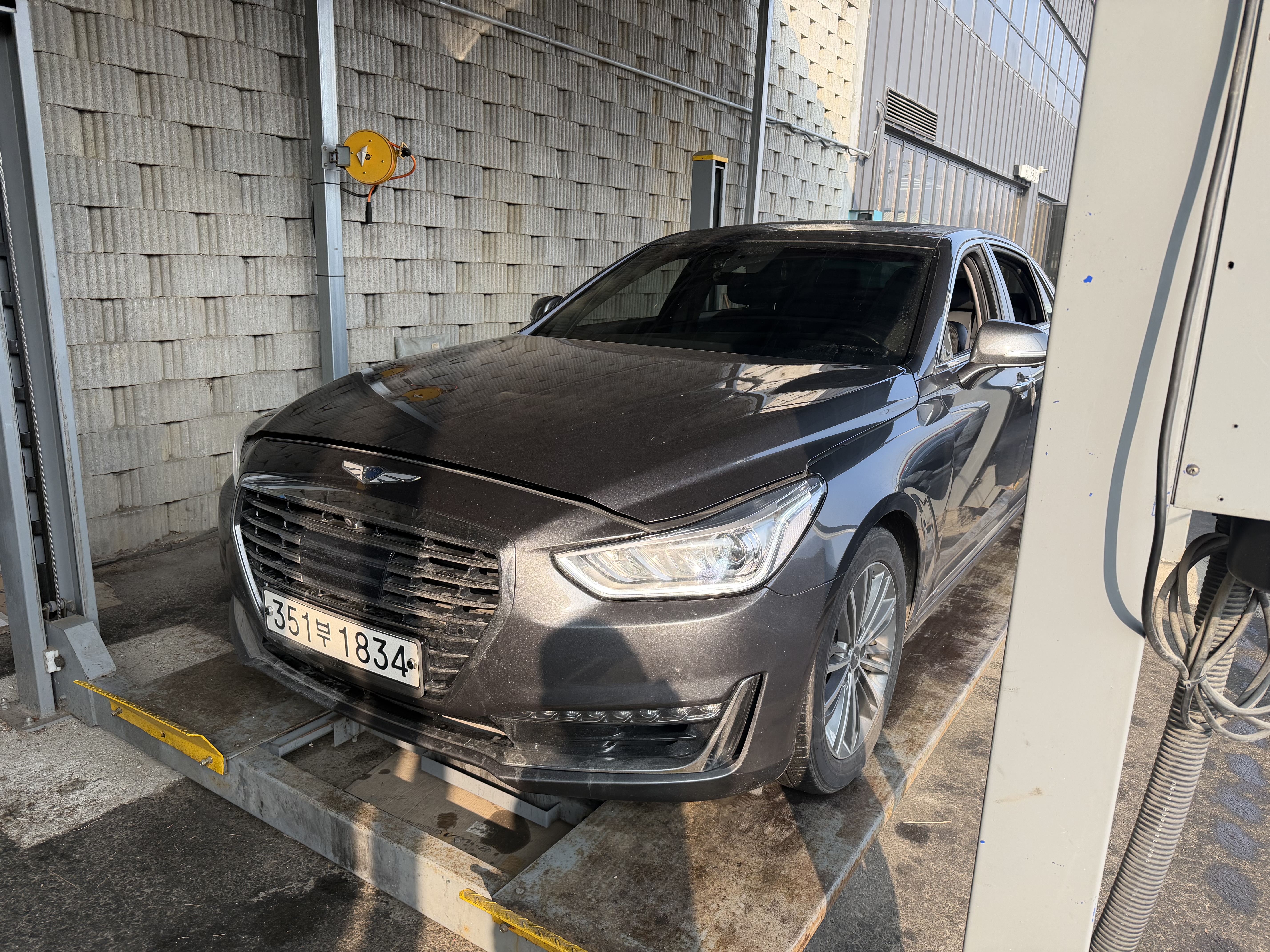 Genesis EQ900 2018 — inspection photo 1