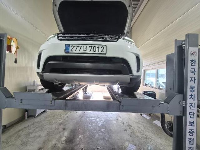 Land Rover Discovery 2018 — inspection photo 1