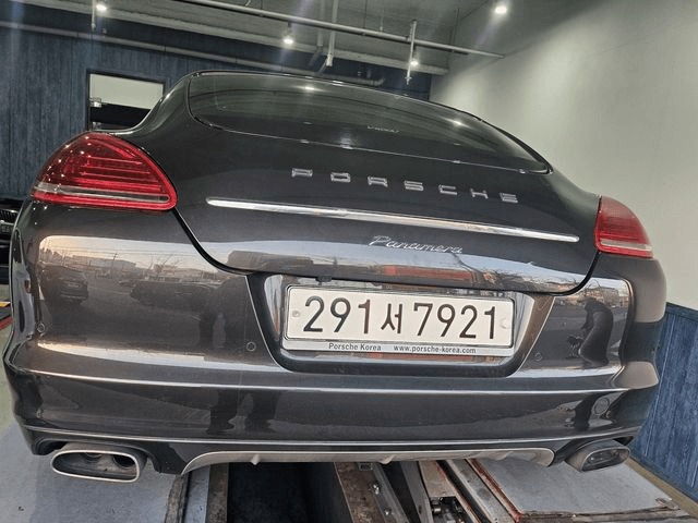 Porsche Panamera 2012 — inspection photo 2