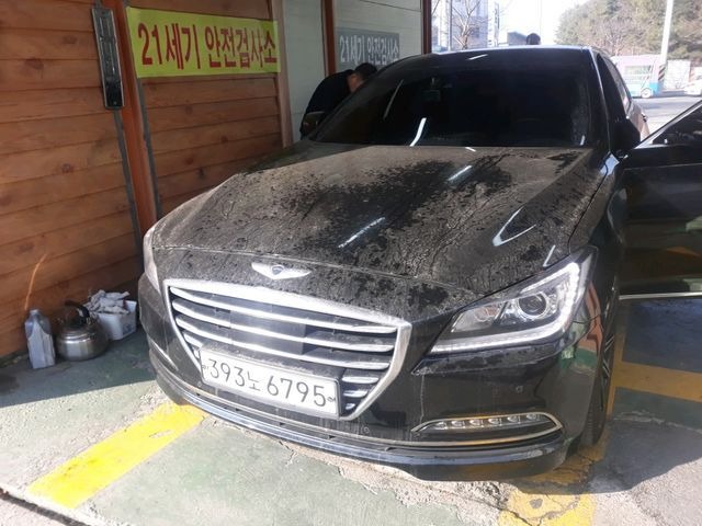 Hyundai Genesis 2016 — inspection photo 1