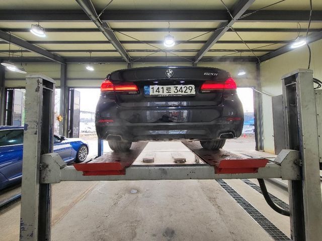 BMW 5-Series 2022 — inspection photo 2