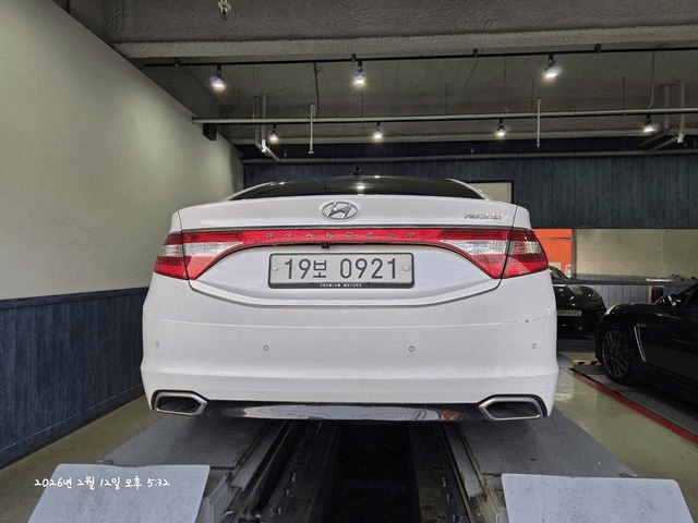 Hyundai Grandeur 2016 — inspection photo 2