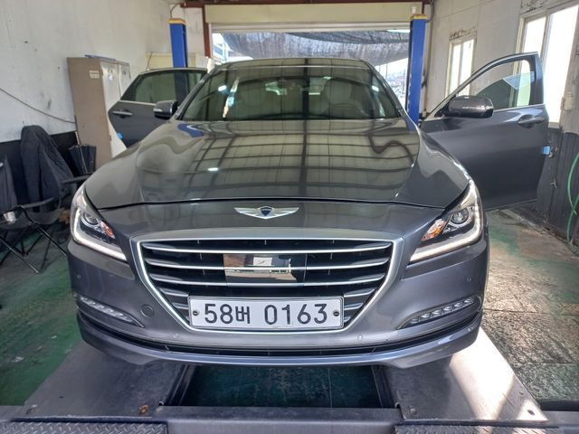 Hyundai Genesis 2016 — inspection photo 1
