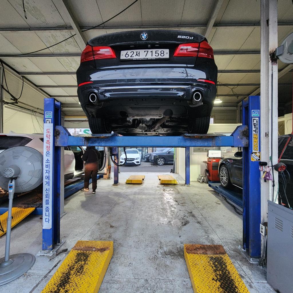 BMW 5-Series 2018 — inspection photo 2