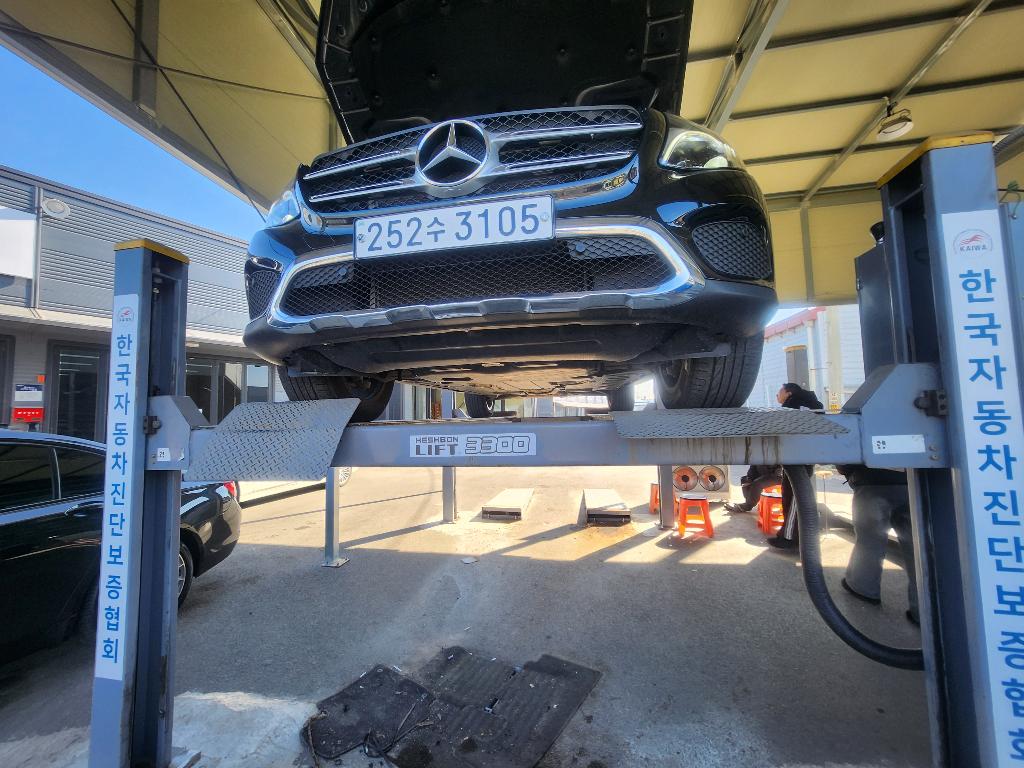 Mercedes-Benz GLC-Class 2019 — inspection photo 1