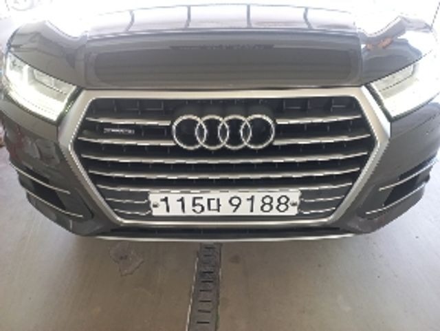 Audi Q7 2019 — inspection photo 1