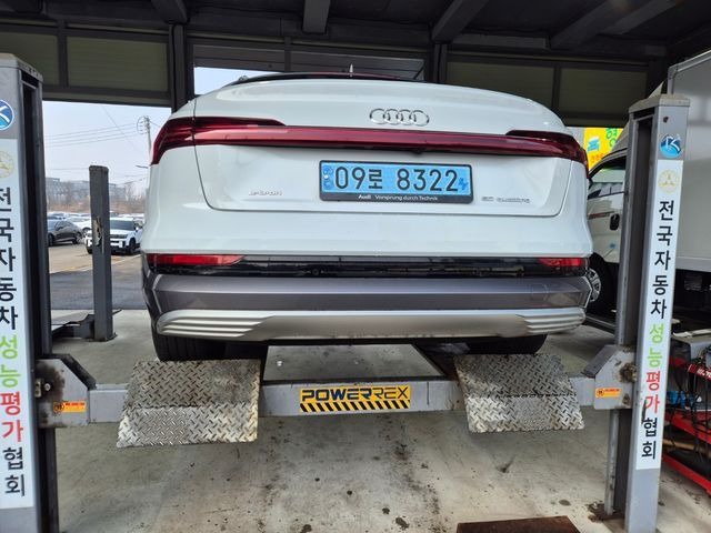 Audi e-tron 2021 — inspection photo 2