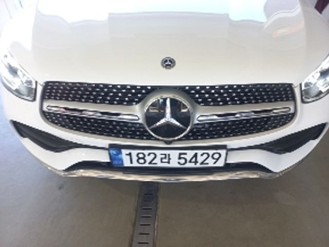 Mercedes-Benz GLC-Class 2023 — inspection photo 1