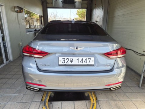 Hyundai Genesis 2016 — inspection photo 2