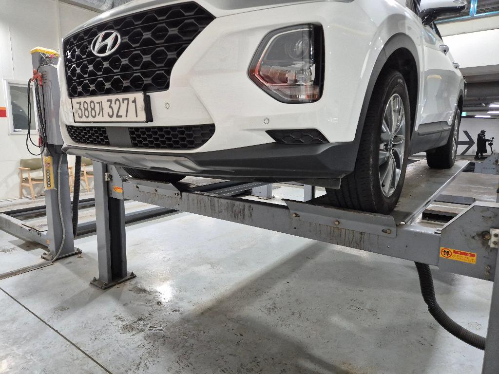 Hyundai Santafe 2019 — inspection photo 1