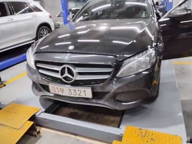 Mercedes-Benz C-Class 2017 — inspection photo 1