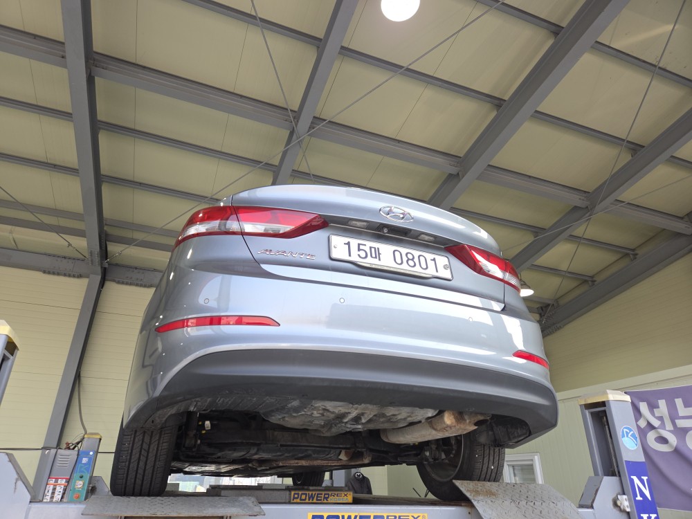 Hyundai AVANTE 2016 — inspection photo 2