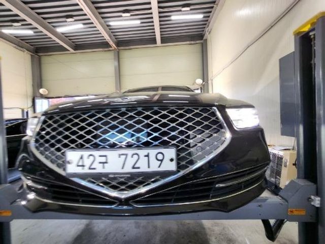 Genesis G90 2019 — inspection photo 1