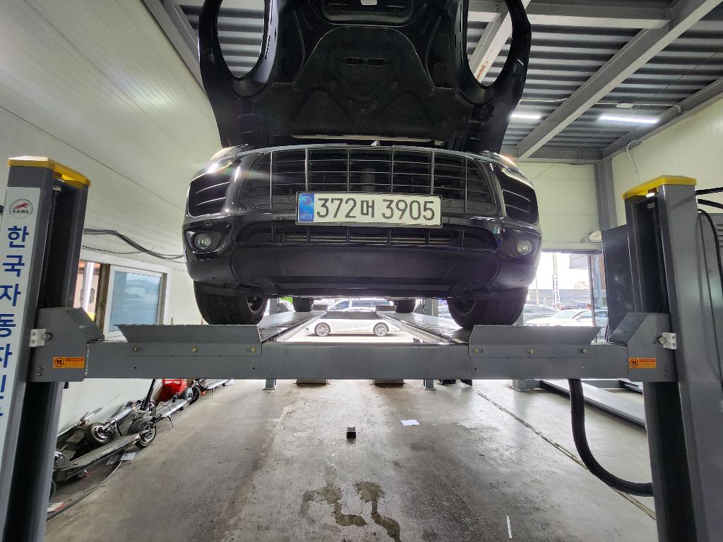 Porsche Macan 2015 — inspection photo 1