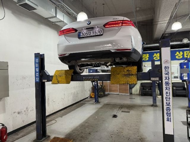 BMW 5-Series 2024 — inspection photo 2