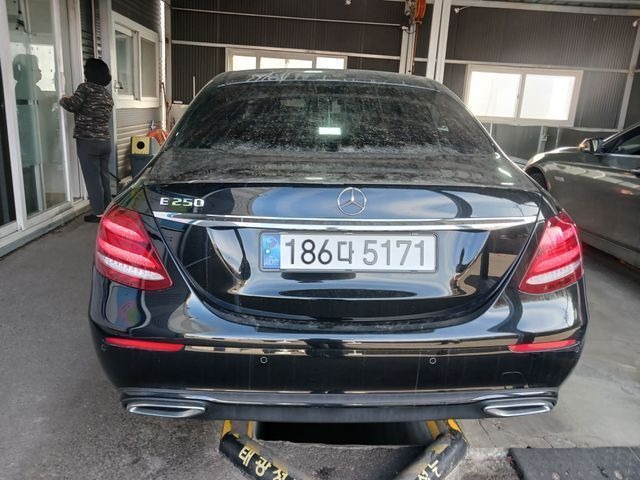 Mercedes-Benz E-Class 2020 — inspection photo 2
