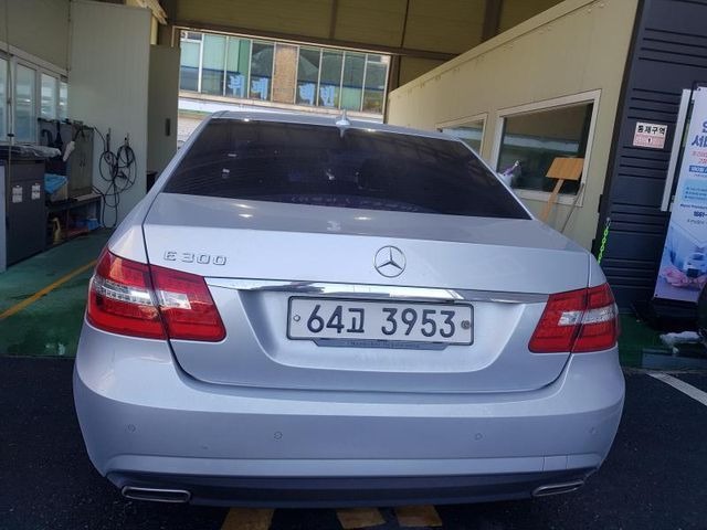 Mercedes-Benz E-Class 2013 — inspection photo 2