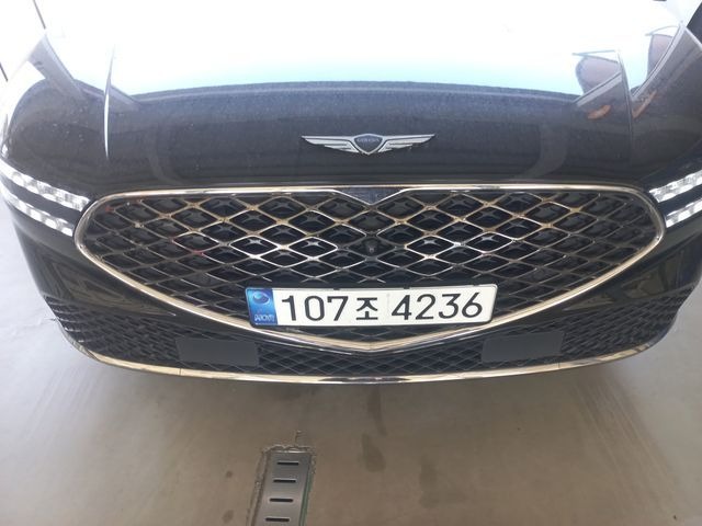 Genesis G90 2023 — inspection photo 1