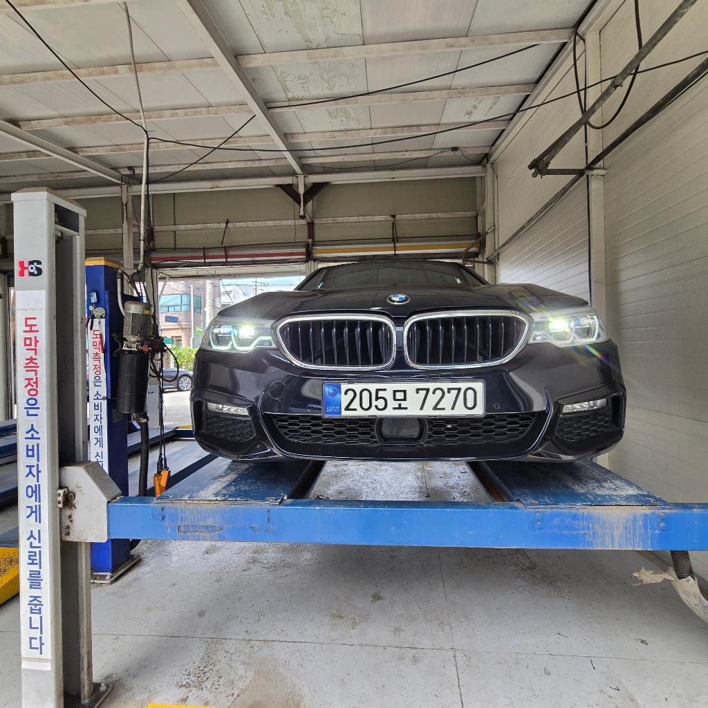 BMW 5-Series 2018 — inspection photo 1