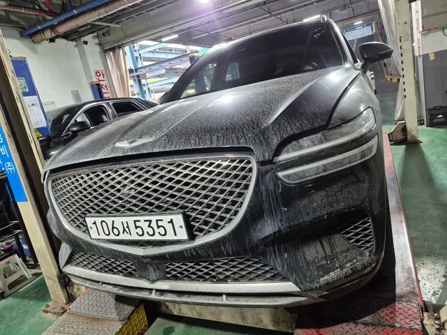 Genesis GV70 2023 — inspection photo 1